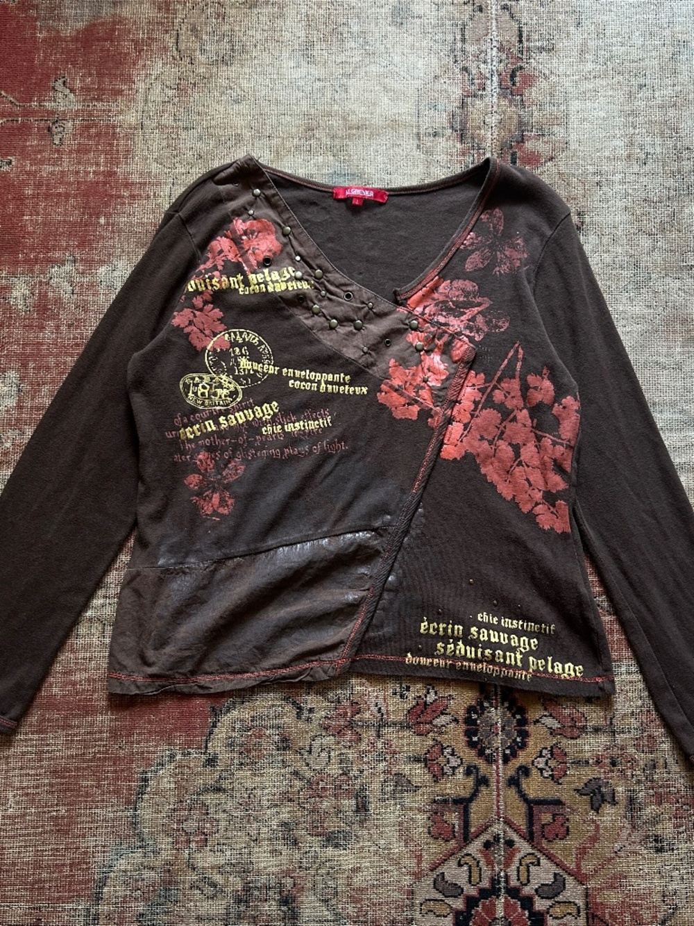 Vintage Y2K Long Sleeve Graphic Tee